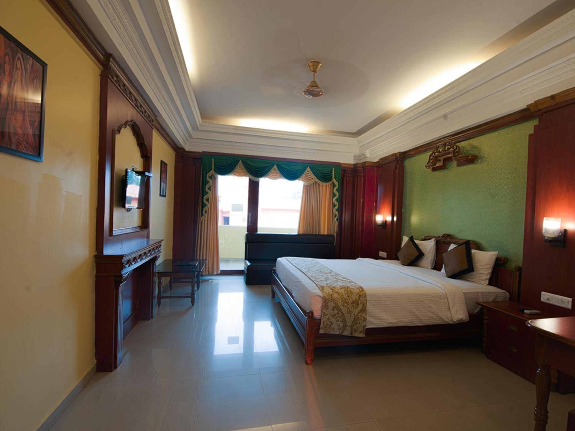 Nrs Royal Palace Пурі Екстер'єр фото