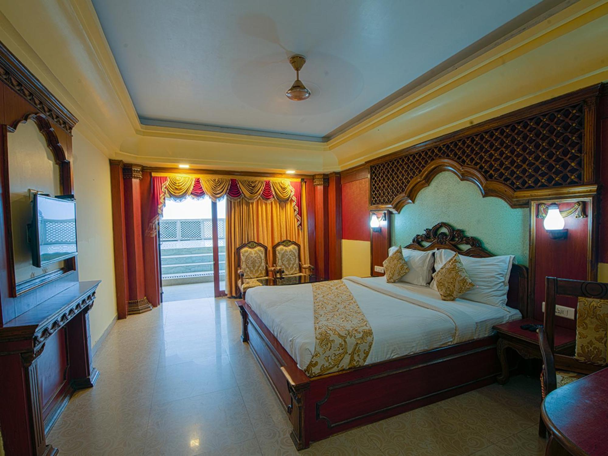 Nrs Royal Palace Пурі Екстер'єр фото